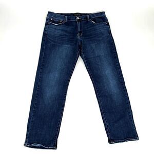 Lucky Brand 221 Straight Leg Jeans
